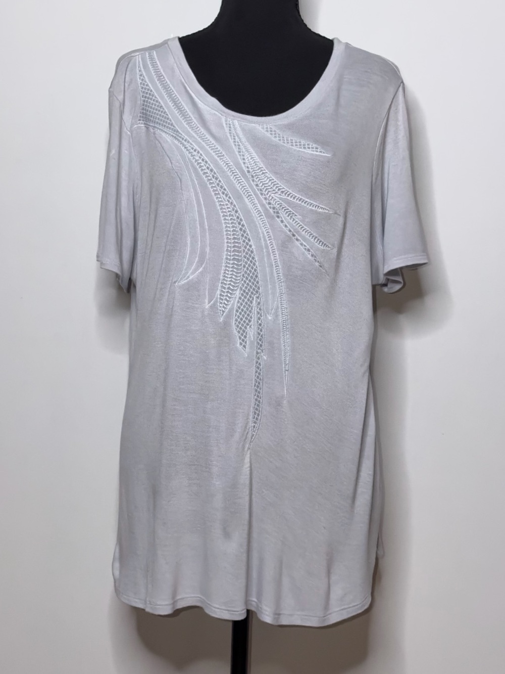 SIMPLY VERA Vera Wang Light Grey Feather Tunic Top Size PXL